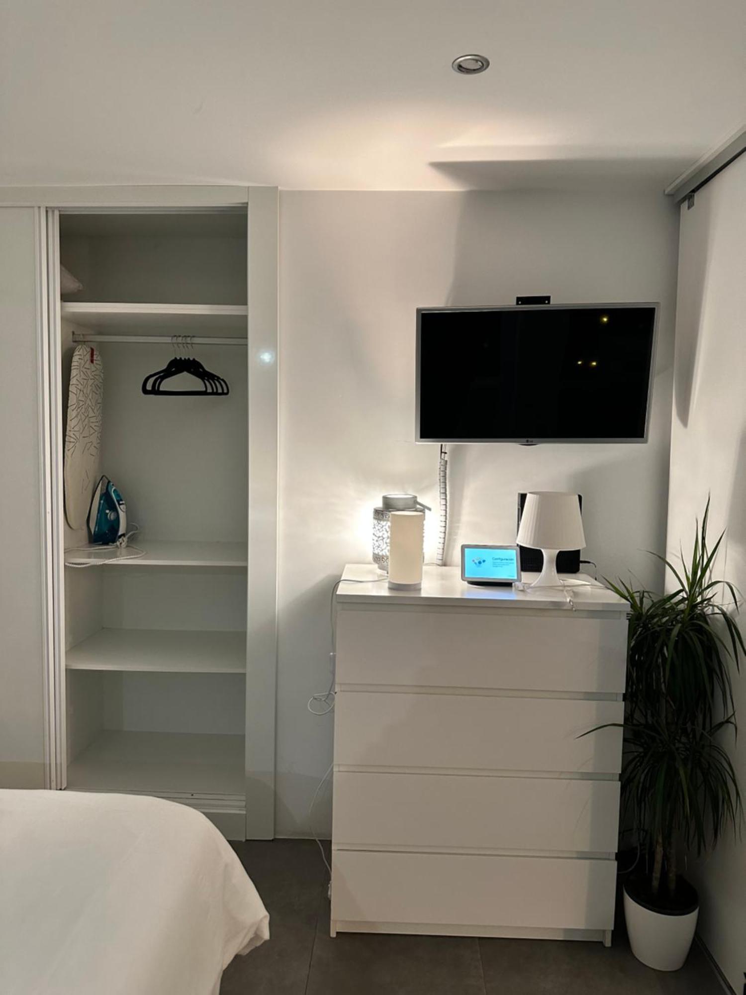 Lotus Apartment Alicante Exterior photo